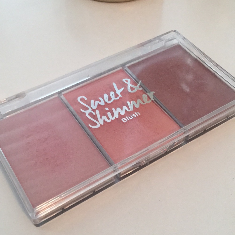 SWEET & SHIMMER BLUSH PALETTE